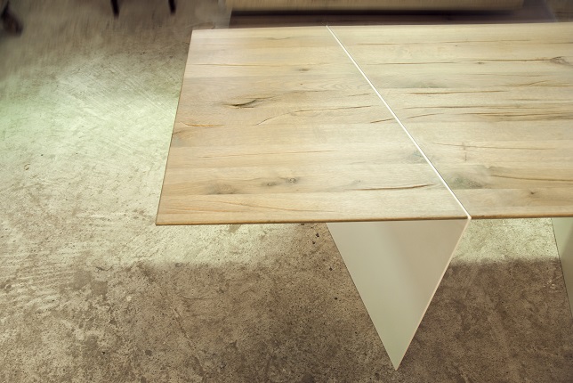 Split Table