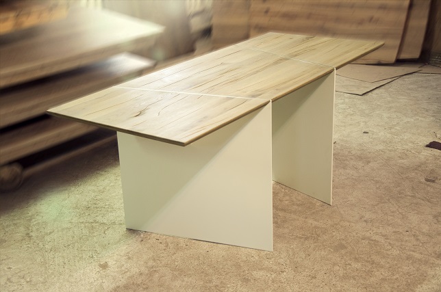 Split Table